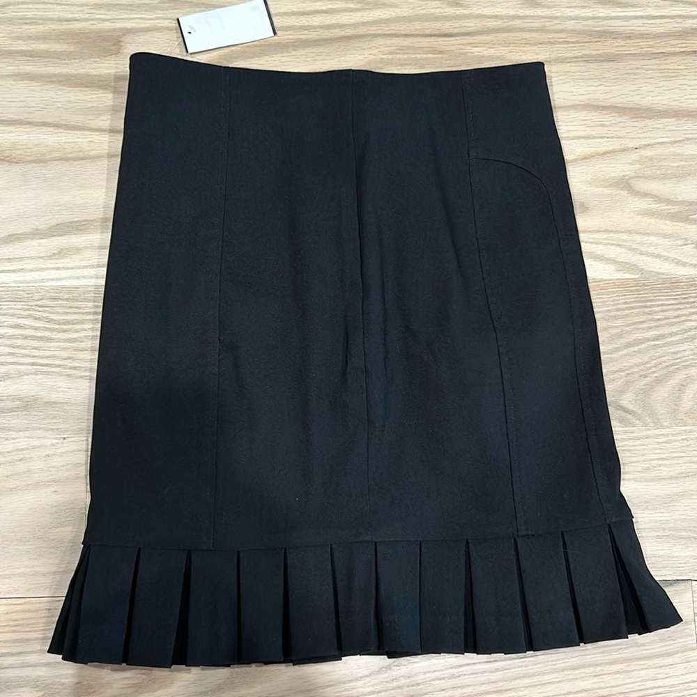Black skirt